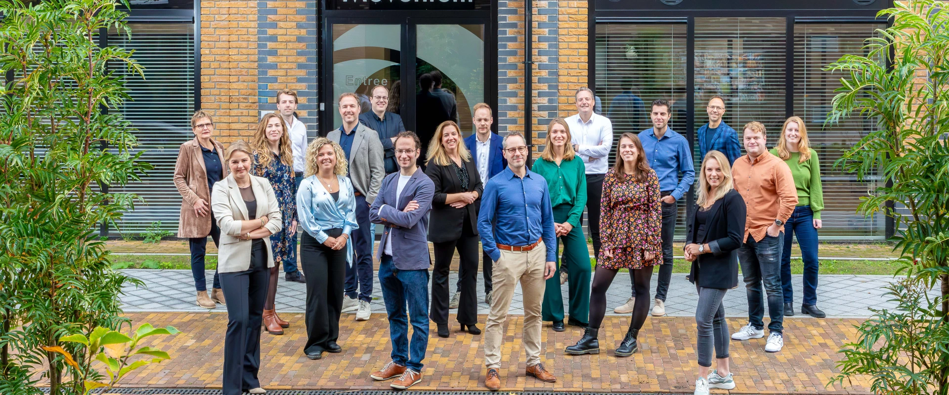 team foto  FillWzE5MjAsODAwXQ